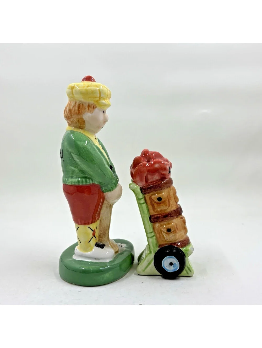OCI Omnibus Golfer & Golf Bag Salt & Pepper Shakers Vintage